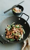 Sliced Pork Sautéed with Scallion